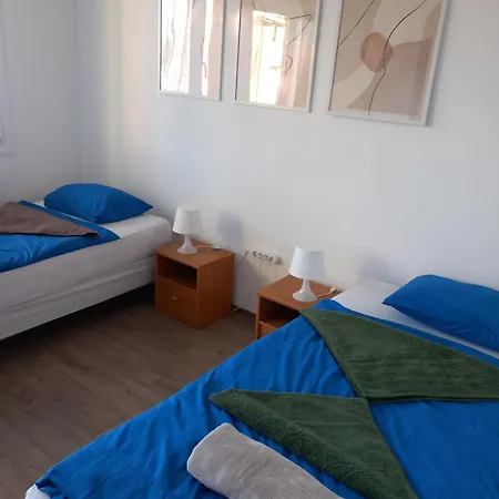 Apartman Fasor *